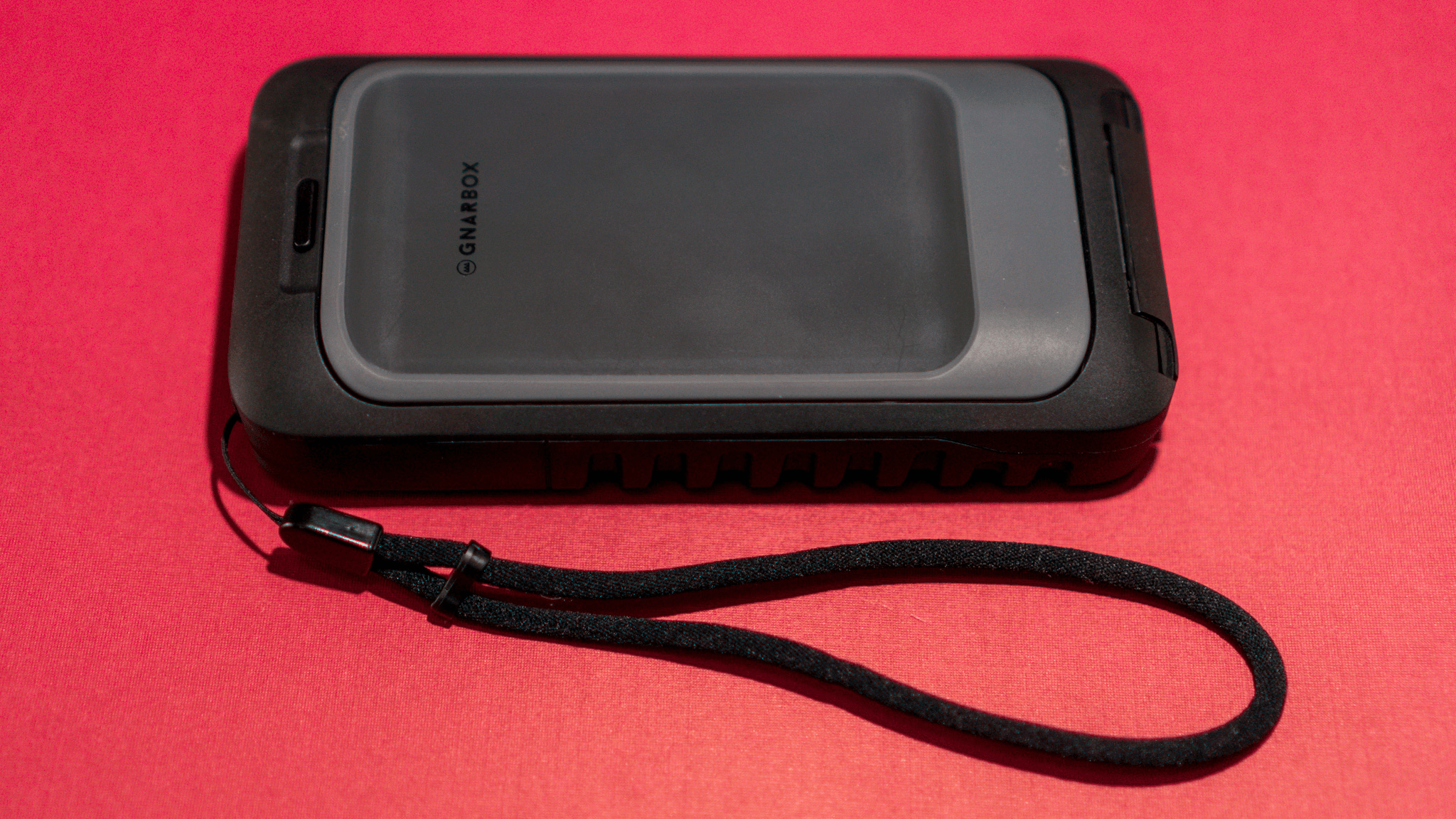 The Gnarbox’s 3000 mAh battery is removable and hot-swappable if the device is connected to a power source.
